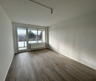 Wunderschöne sonnige 2 Zimmerwohnung mit Balkon sucht neue Bewohner! - Foto 2