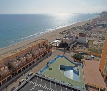 Alquiler de chalet adosado en Calle Ángel Paredes s/n - Photo 3