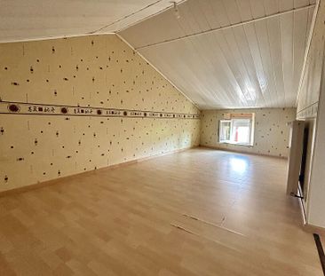 Location Appartement 4 pièces 98m² - Photo 3