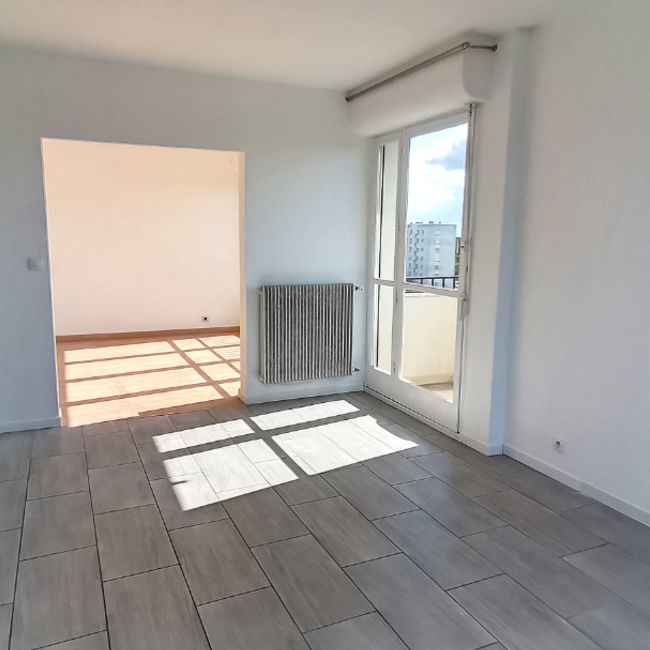Appartement - 3 pièces - 67,60 m² - La Chapelle-Saint-Mesmin - Photo 1