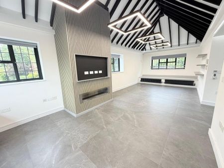 3 bedroom flat to rent - Photo 2