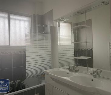 Location Appartement 3 pièces 70m² STE GENEVIEVE DES BOIS 91700 - Photo 4