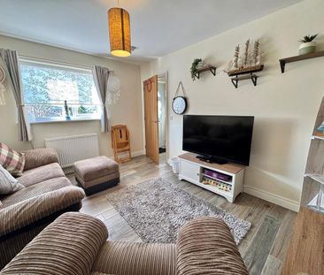 2 bedroom semi-detached house to rent - Photo 3