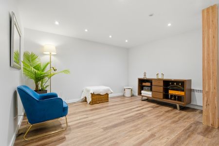 Maison à étages - 245 Boul. de Palerme - Photo 4