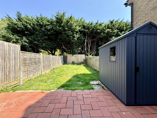 Galley Hill View, Bexhill-On-Sea, TN40 1SX - Photo 1