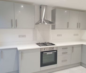 1 bedroom Property to rent - Photo 5