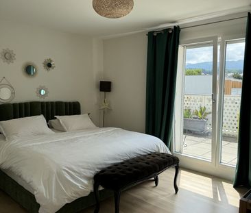 SUPERBE APPARTEMENT EN DUPLEX ! - Photo 2
