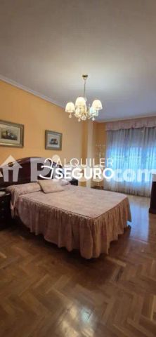 Piso en alquiler en Mieres - Foto 2