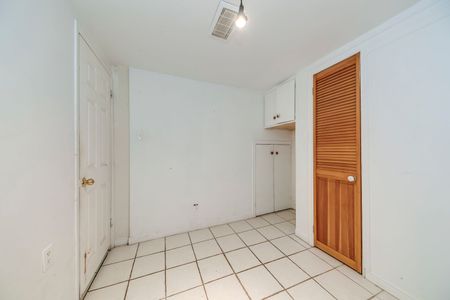 For Lease - 186 Thistle Down Boulevard Unit# Basement, Toronto, Ontario - Photo 5