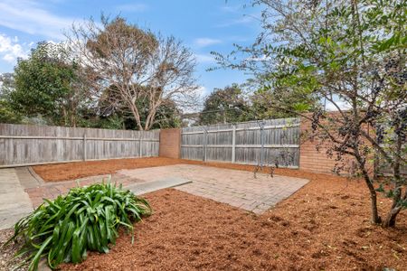 3 Roughley Place, Florey ACT 2615 - Townhouse For Rent | Domain - Photo 5