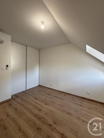 Location Maison 3 pièces 73m² DOMPIERRE SUR BESBRE 03290 - Photo 3