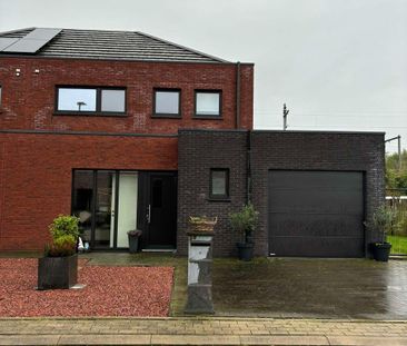 energiezuinig huis te huur met 3 slaapkamers met tuin en garage - Photo 2