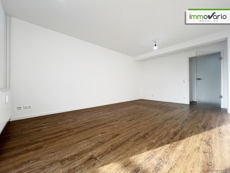 Sanierte 3-Raum-Wohnung mit Balkon, Duschbad und Gäste-WC im beliebten Stadtfeld-Ost zu vermieten! - Photo 5