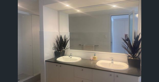 FURNISHED BEACH FRONT APARTMENT IN DOLPHIN QUAYS - Photo 1