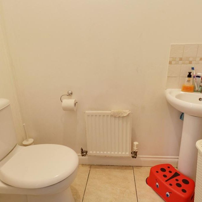 2 bedroom semi-detached house to rent - Photo 1