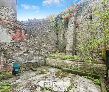 High Street, Llantrisant, PONTYCLUN - Photo 1