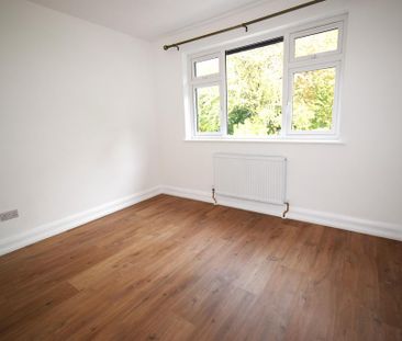 2 bedroom maisonette to rent - Photo 1