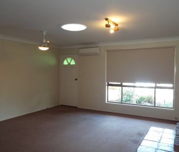 25 Naranga Street - Photo 2