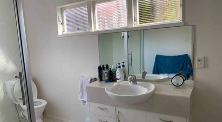 Character Cottage - Photo 5