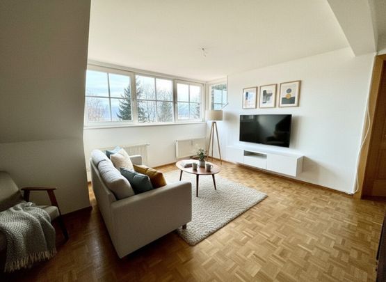 Charmante 3-Zimmer-Dachgeschoßwohnung in Fohnsdorf - Balkon & Stellplatz inklusive! - Foto 1
