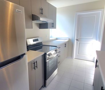 For Lease - 23 Petley Street, Clarington, Ontario - Photo 3