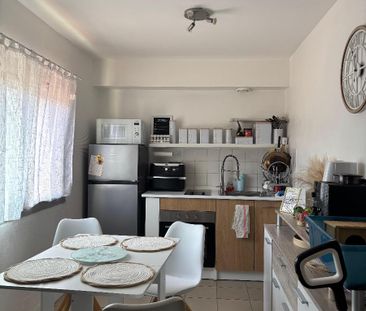 Location Appartement 2 pièces 47m² VAULX EN VELIN 69120 - Photo 3