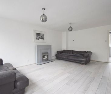 4 bedroom townhouse to rent - Photo 4