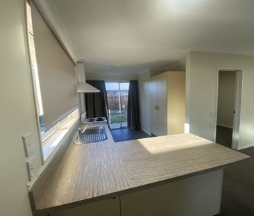 COSY TOWN HOUSE - Photo 2