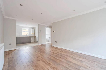 1 bedroom apartment to rent - Photo 3