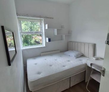 3 Bed Semi-Detached House, Braemar Road, M14 - Photo 3