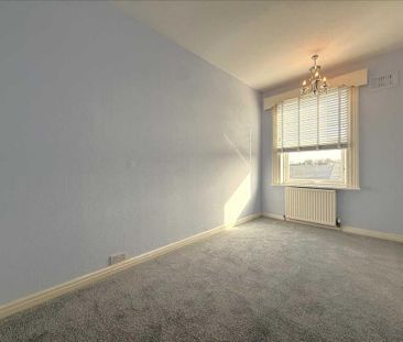 4 bedroom apartment to rent - Photo 2