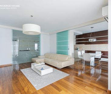 Warszawa, Śródmieście, Śródmieście Północne, Grzybowska - Photo 3