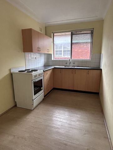 Home For Rent - Photo 4