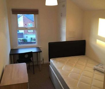 Brighton Road, Reading, RG6 - Photo 2