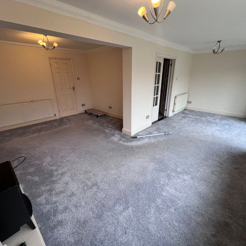 3 bedroom terraced house to rent - Photo 1