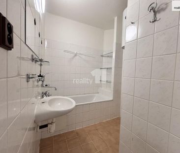 Pronájem bytu 1+kk 27 m2 - Photo 2