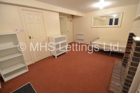 10 Bedroom Mid Terraced House for rent in Hanover Square - Photo 4