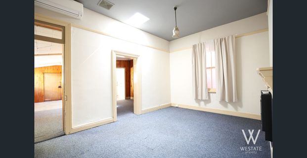 FAMILY HOME IN QUIET STREET - Photo 1