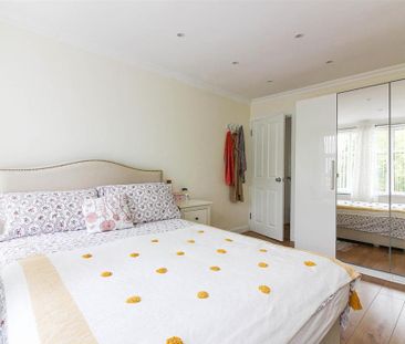 2 bedroom maisonette to rent - Photo 2