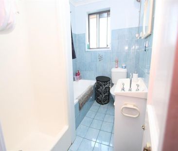 Neat and Tidy House !! - Photo 5