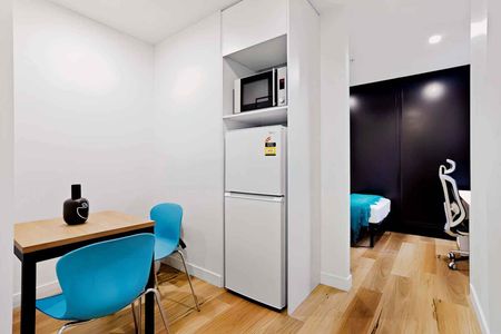 2 Bed Apartment Silver - Photo 4