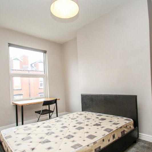 Lucas Street, Woodhouse, LS6 2JD, Leeds - Photo 1