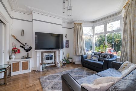 4 bedroom terraced house to rent - Photo 3