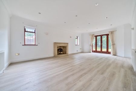 5 bedroom detached house to rent - Photo 4