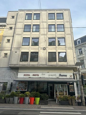 Ruim appartement met 3 slaapkamers op centrale ligging! - Photo 4