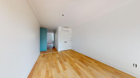 For Lease - 197 Hallam St Street Unit# 1, Toronto, Ontario - Photo 2