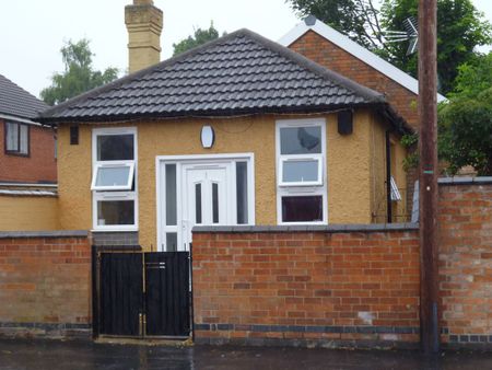 Bromhead Street Loughborough - Photo 3