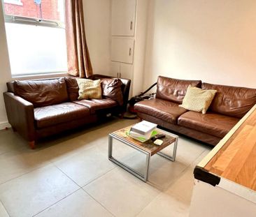 6 bedroom house share to rent - Photo 1