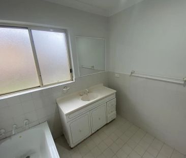 “2 Bedroom Unit in Liverpool” - Photo 5