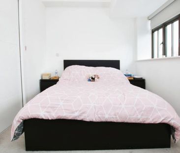 Stunning two bedroom apartment in central location. Furnished! - Photo 6
